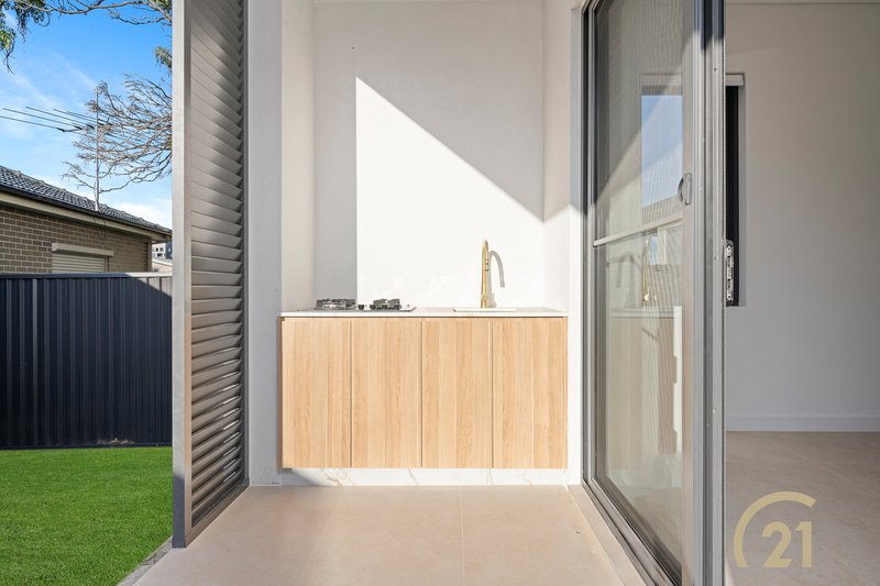 Photo - 29 Mcgowen Crescent, Liverpool NSW 2170 - Image 17