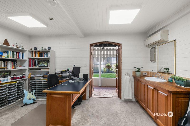 Photo - 29 Mcilwraith Avenue, Norman Park QLD 4170 - Image 5