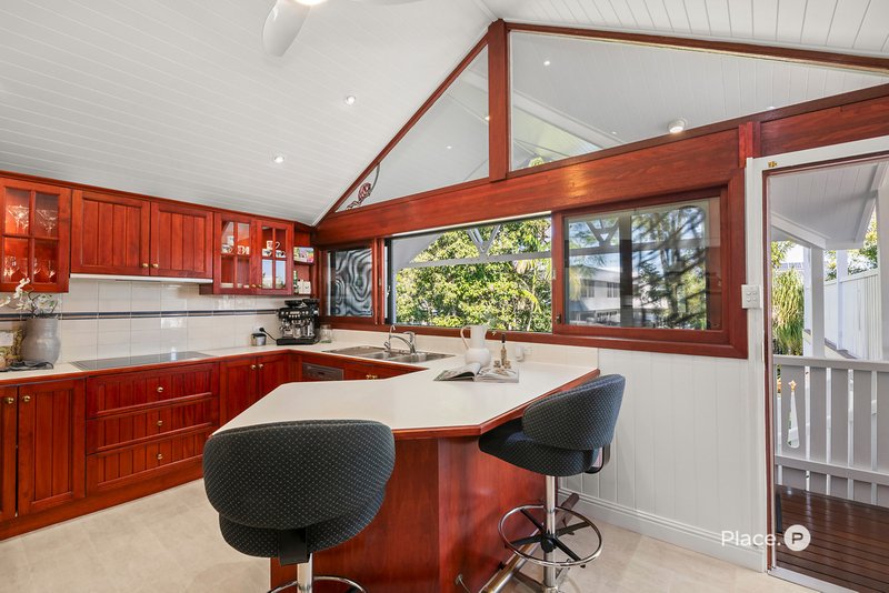 Photo - 29 Mcilwraith Avenue, Norman Park QLD 4170 - Image 9