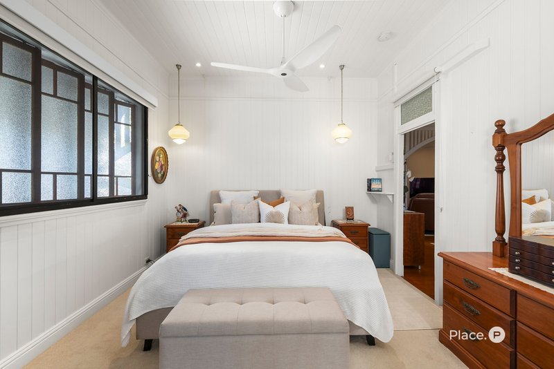 Photo - 29 Mcilwraith Avenue, Norman Park QLD 4170 - Image 16