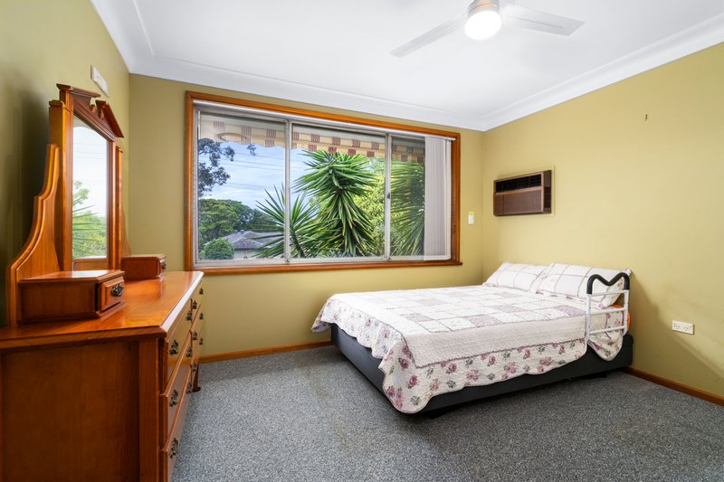 Photo - 29 Megalong Crescent, Campbelltown NSW 2560 - Image 10