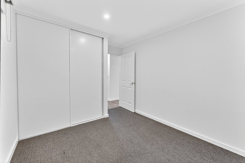 Photo - 29 Melbourne Loop, Hammond Park WA 6164 - Image 20