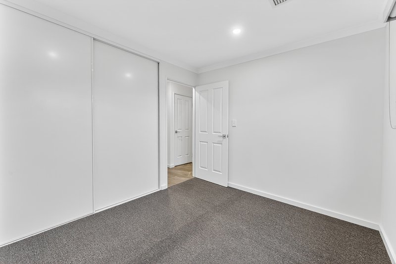 Photo - 29 Melbourne Loop, Hammond Park WA 6164 - Image 25