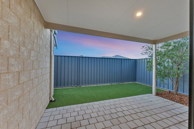 Photo - 29 Melbourne Loop, Hammond Park WA 6164 - Image 26