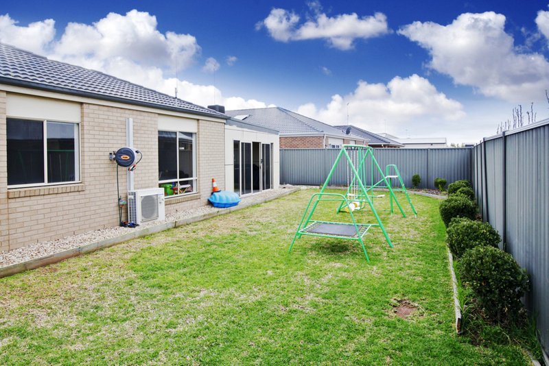 Photo - 29 Melissa Drive, Lara VIC 3212 - Image 13