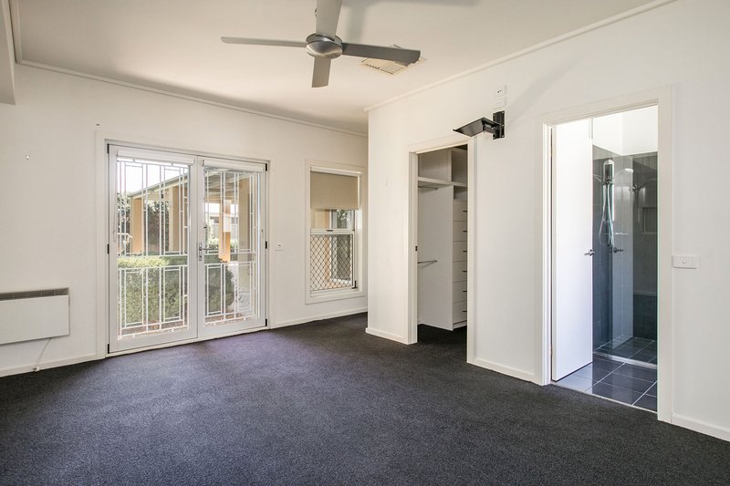 Photo - 29 Memorial Drive, Wodonga VIC 3690 - Image 11