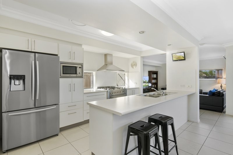 Photo - 29 Mersey Street, North Lakes QLD 4509 - Image 2