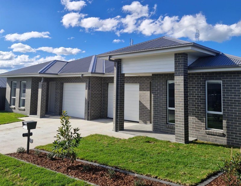 Photo - 2/9 Millhouse Close, Farley NSW 2320 - Image 1