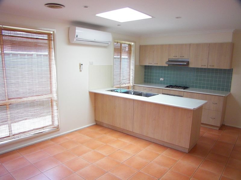 Photo - 29 Milverton Street, Melton VIC 3337 - Image 3