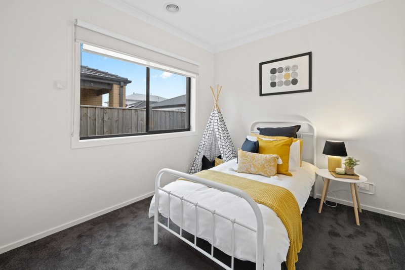 Photo - 29 Mitcham Street, Truganina VIC 3029 - Image 16