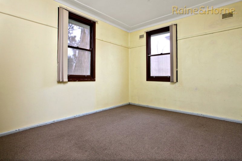 Photo - 29 Monfarville Street, St Marys NSW 2760 - Image 4