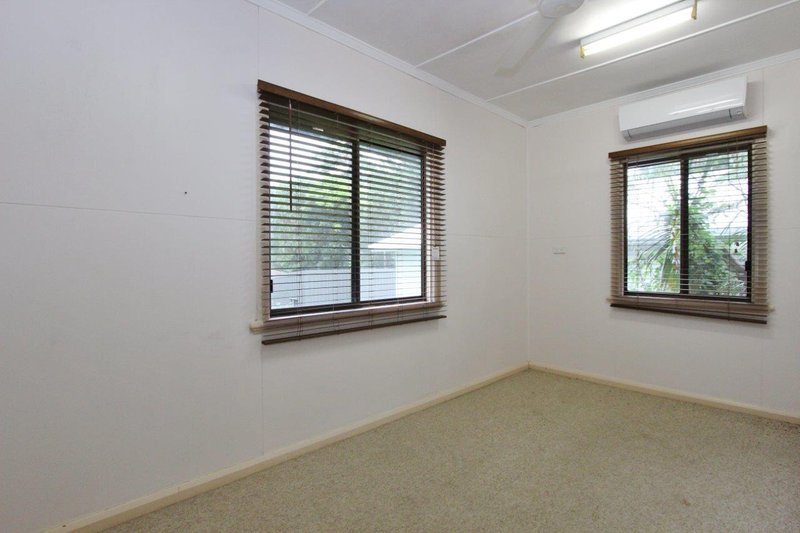 Photo - 29 Murchison Street, Whitfield QLD 4870 - Image 11