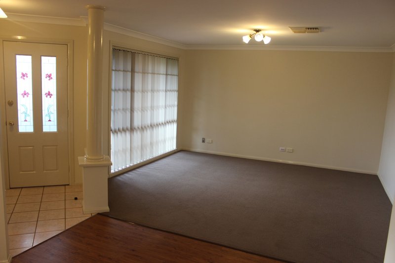 Photo - 29 Murrumbidgee Place, Dubbo NSW 2830 - Image 3