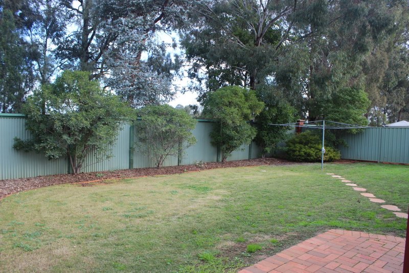 Photo - 29 Murrumbidgee Place, Dubbo NSW 2830 - Image 10