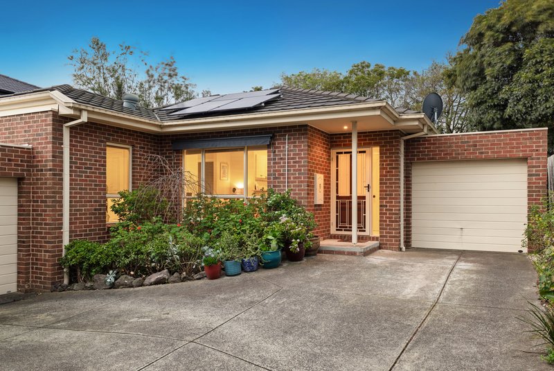 Photo - 2/9 Myora Court, Chadstone VIC 3148 - Image 1