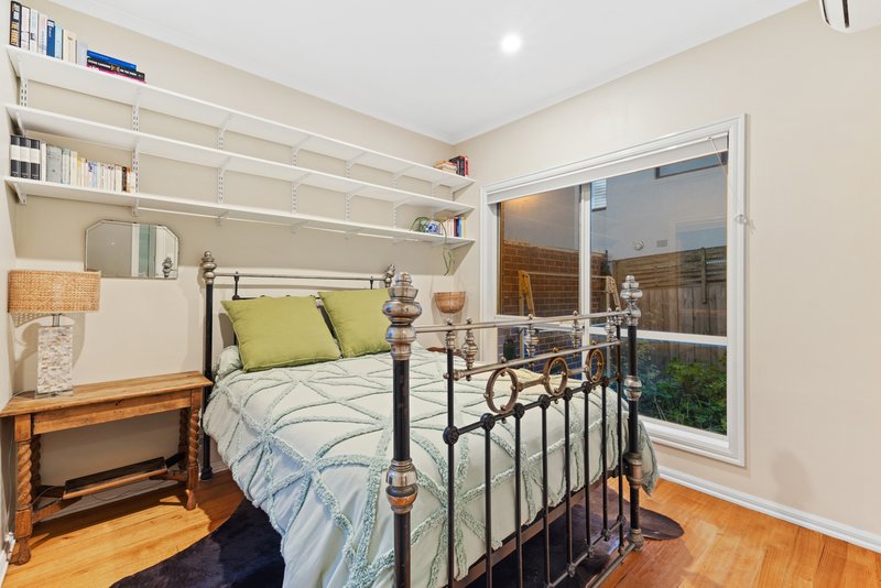 Photo - 2/9 Myora Court, Chadstone VIC 3148 - Image 6