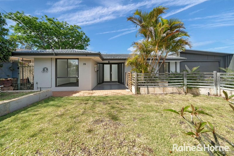 Photo - 29 Nannatee Way, Wanneroo WA 6065 - Image 3