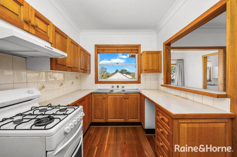 Photo - 29 Narara Road, Adamstown NSW 2289 - Image 4