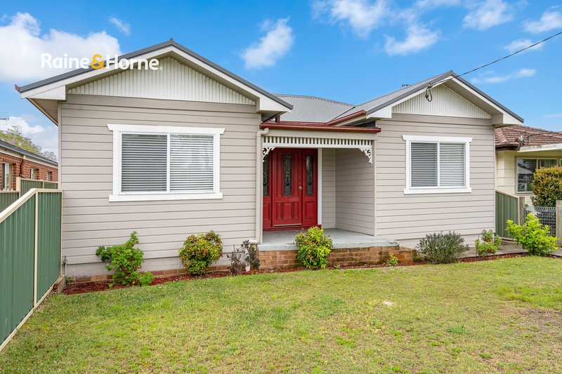 Photo - 29 Neptune Street, Umina Beach NSW 2257 - Image 1
