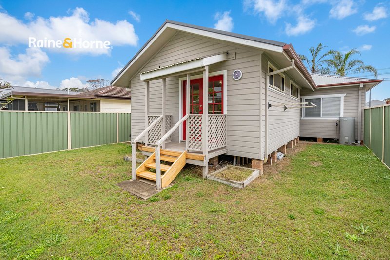 Photo - 29 Neptune Street, Umina Beach NSW 2257 - Image 6