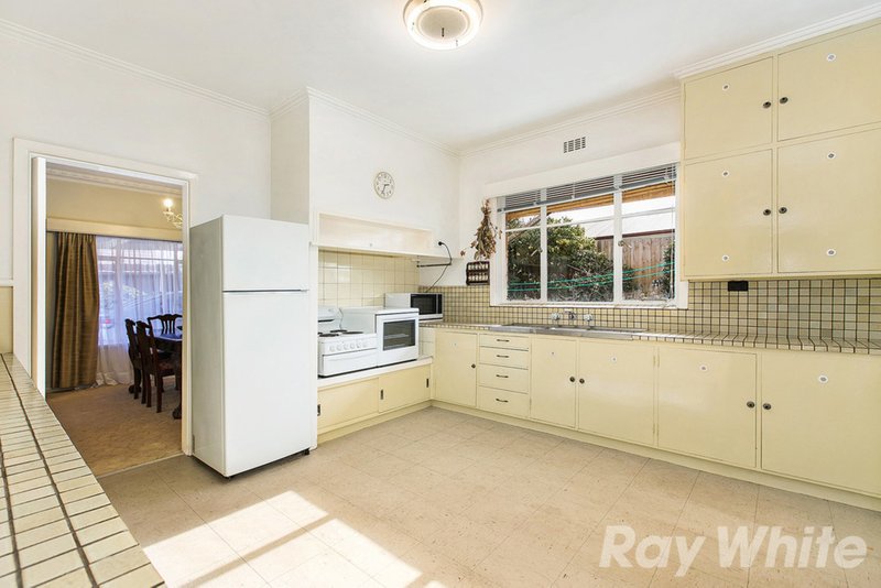 Photo - 29 Neville Street, Mentone VIC 3194 - Image 5