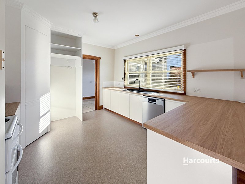 Photo - 29 Nixon Street, Devonport TAS 7310 - Image 4