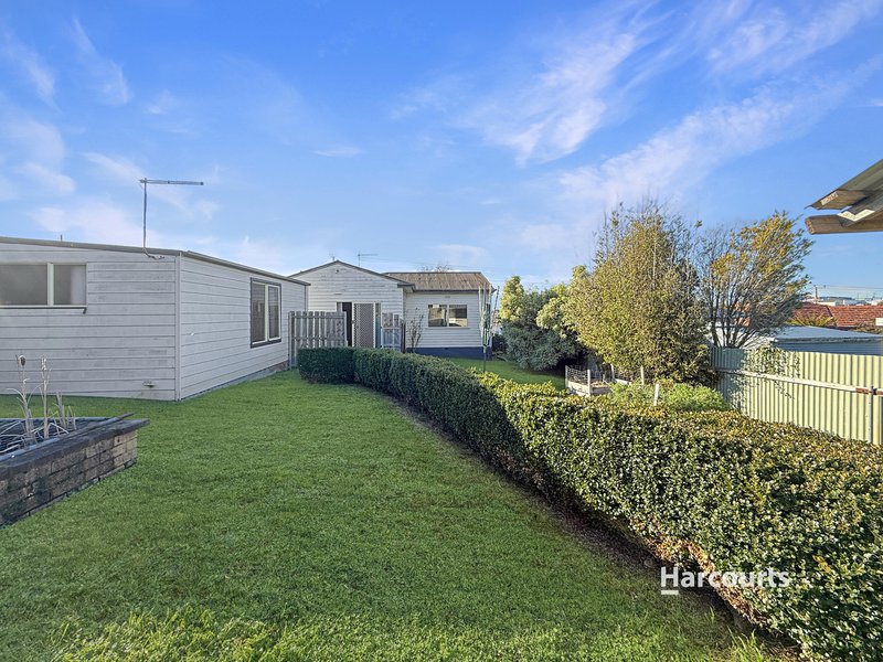 Photo - 29 Nixon Street, Devonport TAS 7310 - Image 9