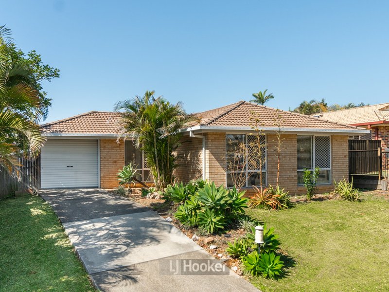 Photo - 29 Noosa Court, Hillcrest QLD 4118 - Image 1