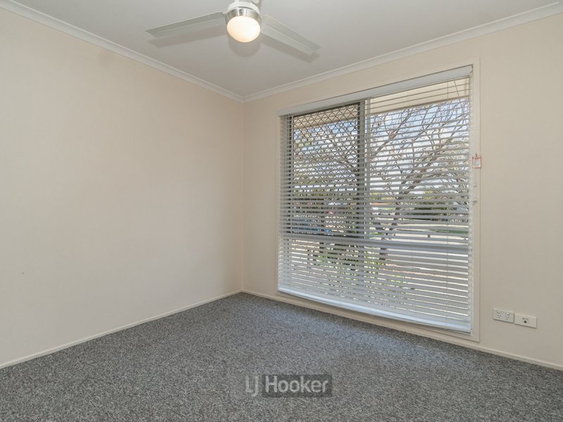 Photo - 29 Noosa Court, Hillcrest QLD 4118 - Image 10