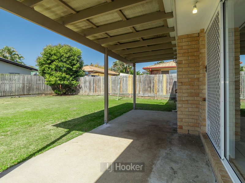 Photo - 29 Noosa Court, Hillcrest QLD 4118 - Image 12