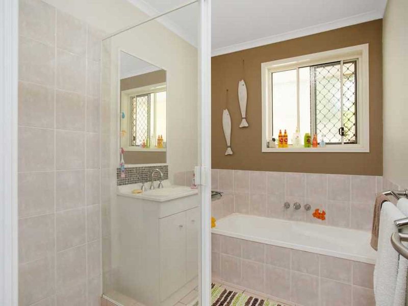 Photo - 29 Oakdale Ave , Nerang QLD 4211 - Image 10