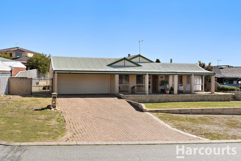 Photo - 29 Oaklands Avenue, Halls Head WA 6210 - Image 3