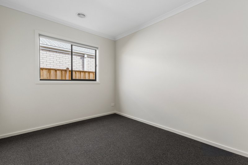 Photo - 29 Oasis Drive, Mount Duneed VIC 3217 - Image 8