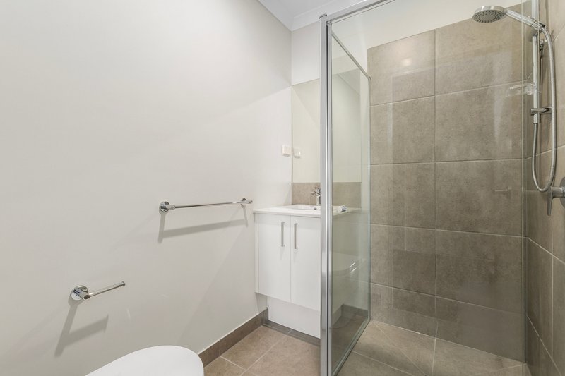 Photo - 29 Oasis Drive, Mount Duneed VIC 3217 - Image 9