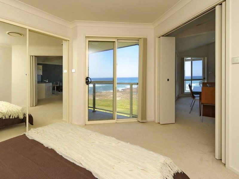 Photo - 2/9 Ocean Avenue, Anna Bay NSW 2316 - Image 13