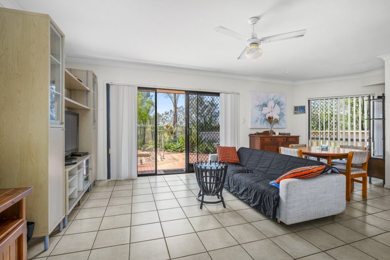 Photo - 29 Outrigger Drive, Robina QLD 4226 - Image 18