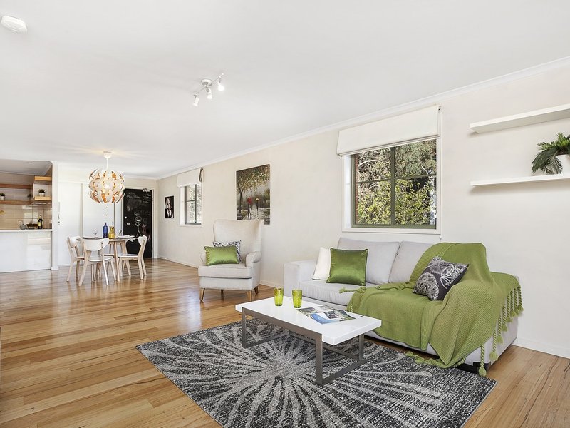 Photo - 2/9 Oxley Street, Griffith ACT 2603 - Image 2