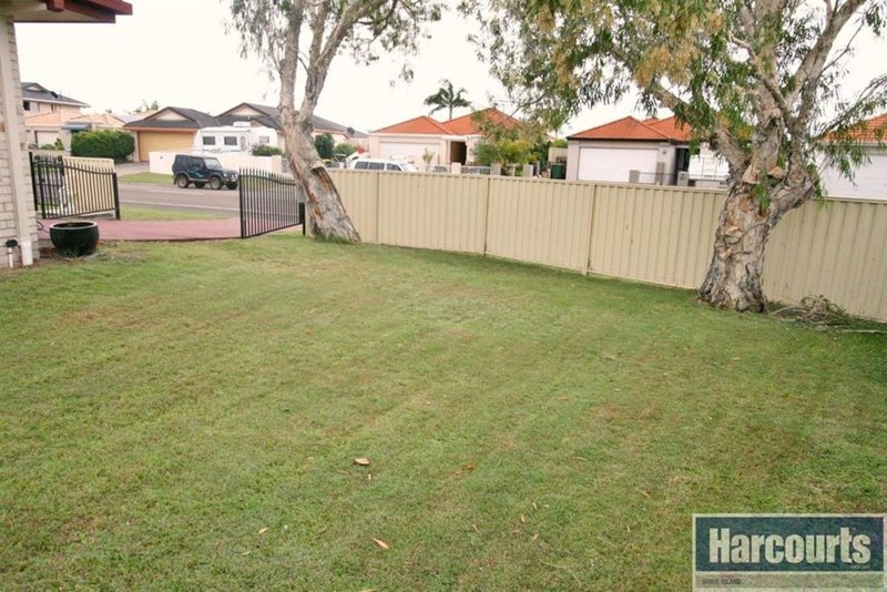 Photo - 29 Pacific Dr , Banksia Beach QLD 4507 - Image 3