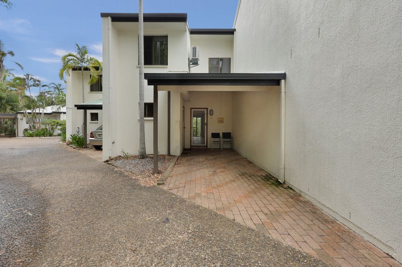 2/9 Pacific Drive, Blacks Beach QLD 4740