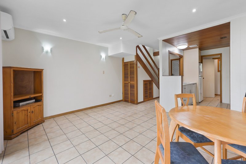 Photo - 2/9 Pacific Drive, Blacks Beach QLD 4740 - Image 3