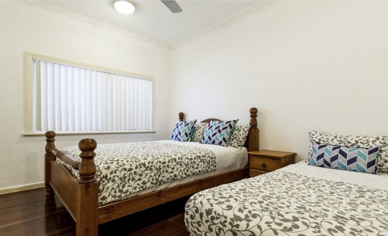 Photo - 29 Palm Avenue, Surfers Paradise QLD 4217 - Image 5