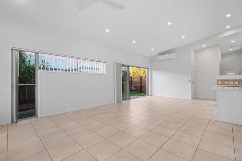 Photo - 29 Paperbark Crescent, Coomera QLD 4209 - Image 13