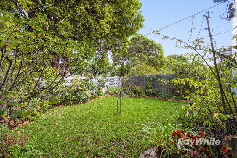 Photo - 2/9 Park Avenue, Glen Huntly VIC 3163 - Image 9