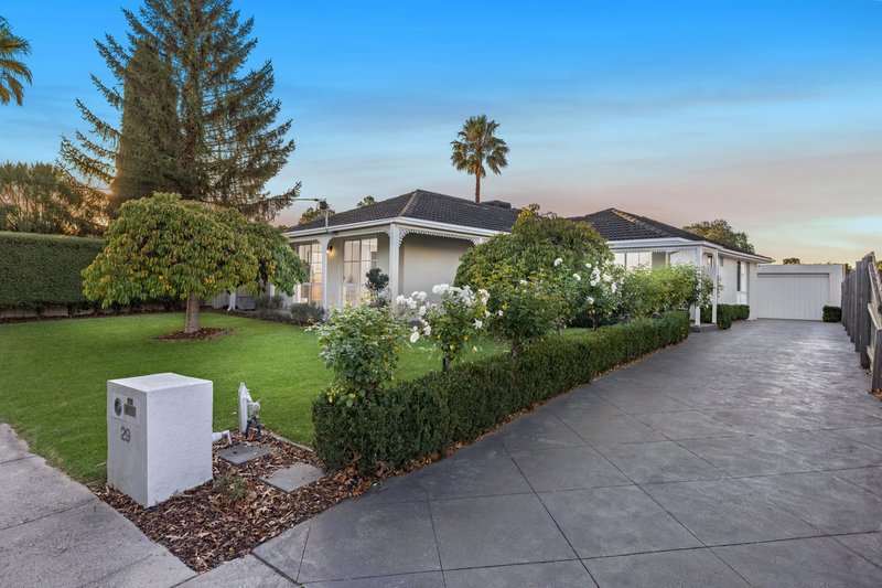 Photo - 29 Pascall Street, Mount Waverley VIC 3149 - Image 1