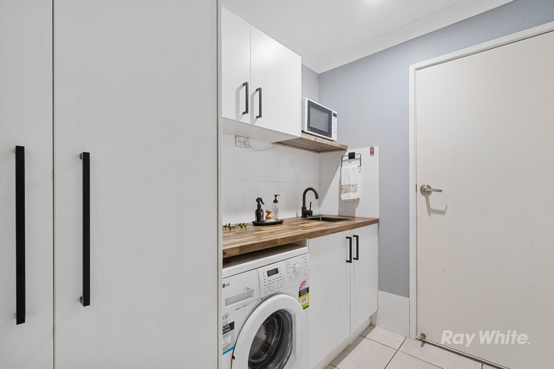 Photo - 29 Passerine Drive, Rochedale South QLD 4123 - Image 12