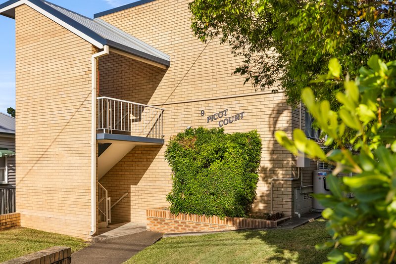 2/9 Picot Street, Kelvin Grove QLD 4059