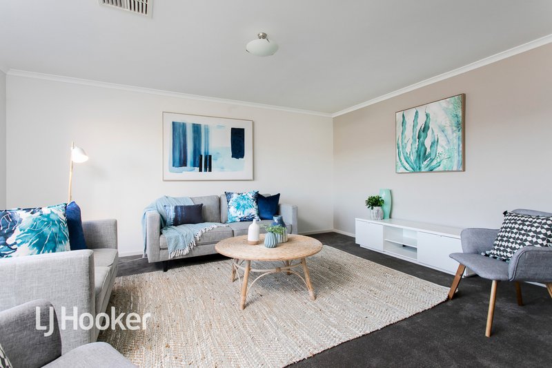 Photo - 29 Pinkgum Avenue, Aldinga Beach SA 5173 - Image 4