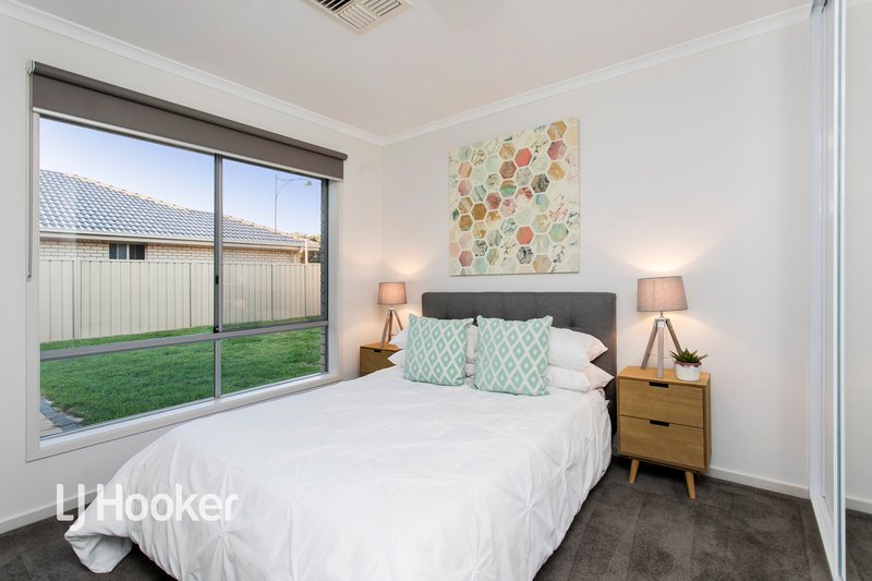 Photo - 29 Pinkgum Avenue, Aldinga Beach SA 5173 - Image 17