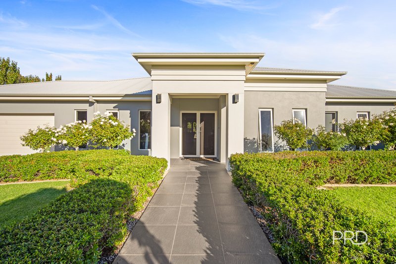 Photo - 29 Plunkett Drive, Lake Albert NSW 2650 - Image 1