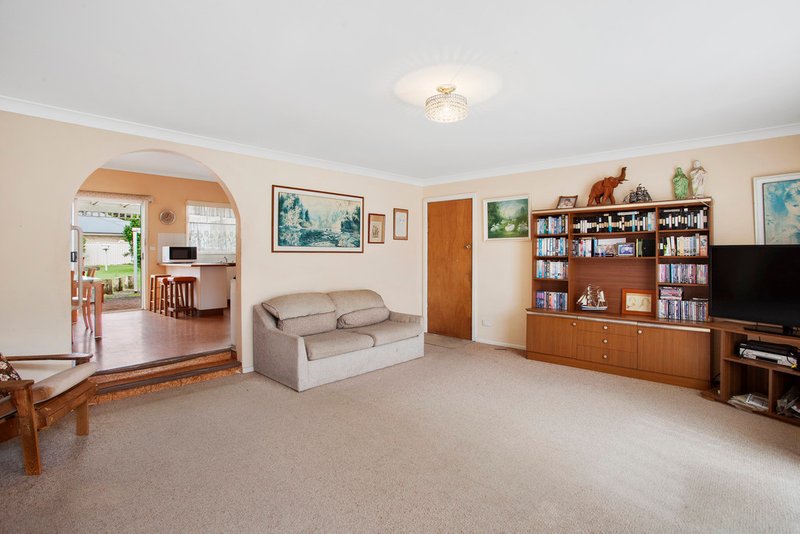 Photo - 29 Point Street, Bateau Bay NSW 2261 - Image 6